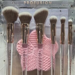 Profusion Cosmetics Pink and Rose Gold 7 Pc.Makeup Brush Set